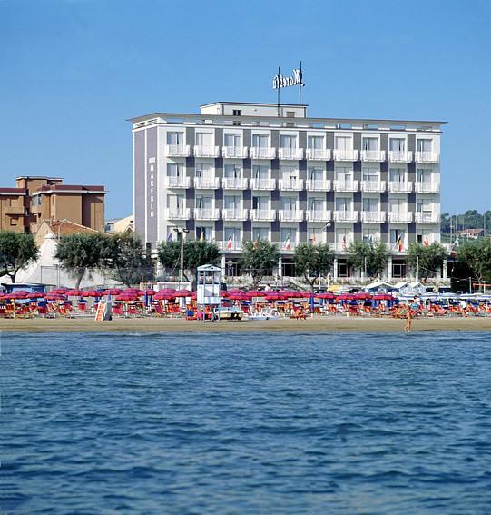 Hotel Mareblu Senigallia Exterior photo